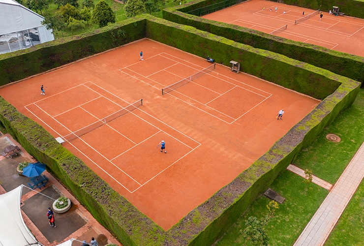 Cancha de tenis del Club Bellavista Colsubsidio