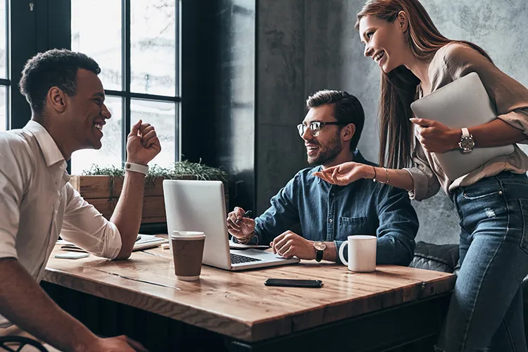 Grupo de personas trabajando