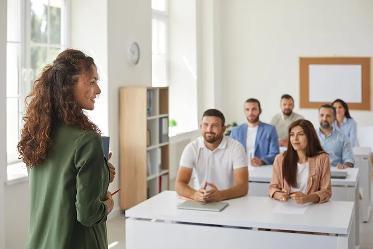 Personas en capacitación