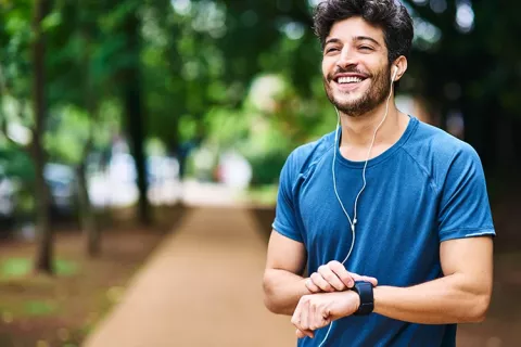 Persona adulta haciendo running