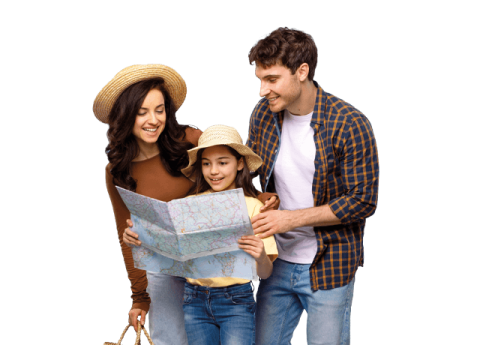 Familia leyendo un mapa